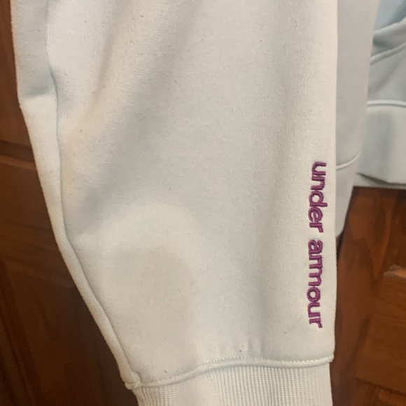 Under Armour brand hooded pull over sweatshirt in women’s Large size - Picture 4 of 8